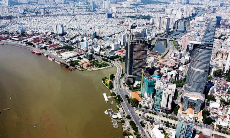 Giá bất động sản nhà ở tại TP.HCM đang cao nhất cả nước, cao hơn 10% so với các sản phẩm cùng phân khúc tại Hà Nội